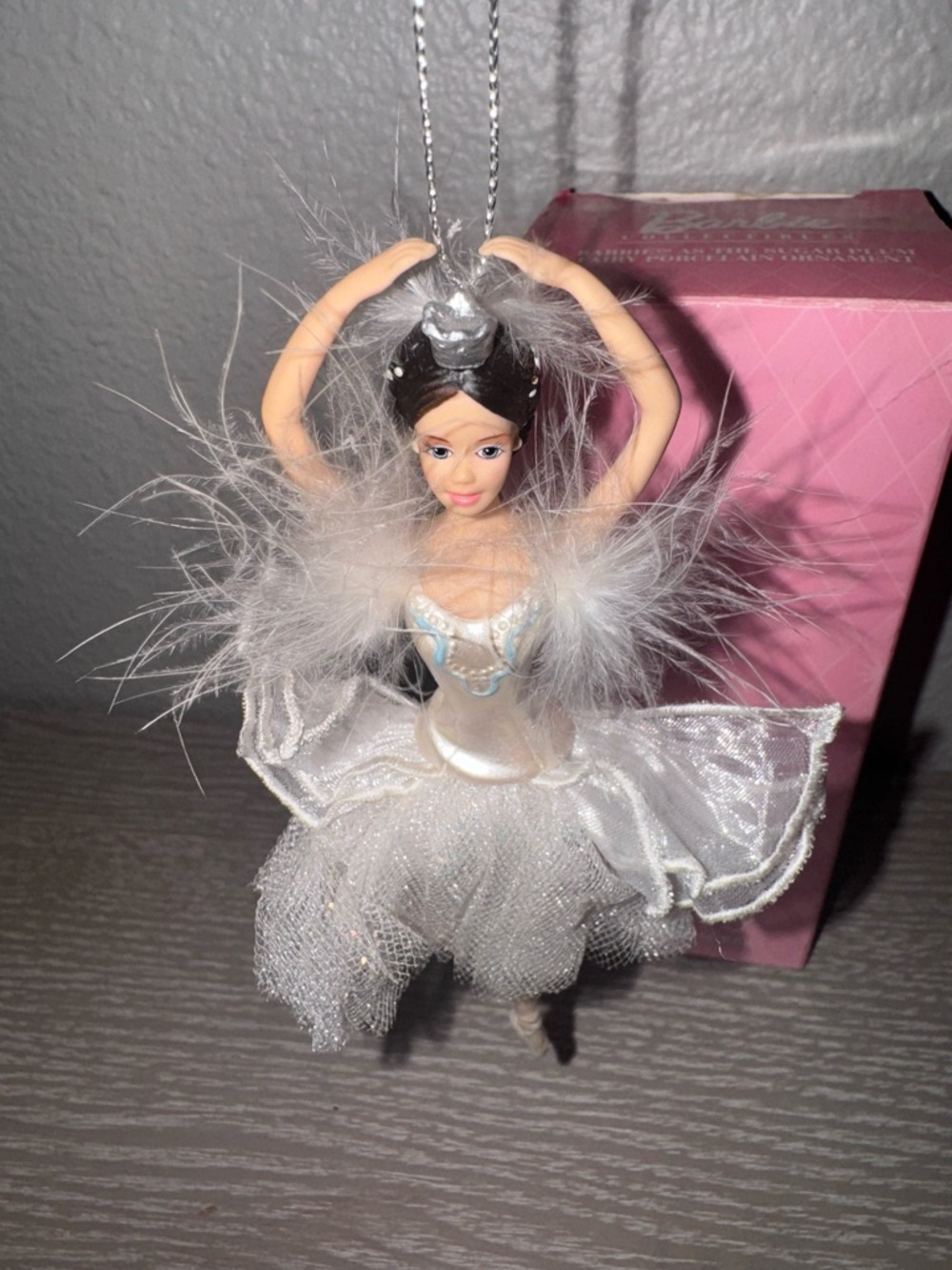 Barbie as the Swan Queen in Swan Lake Ballerina Porcelain Ornament Avon 1998 NEW